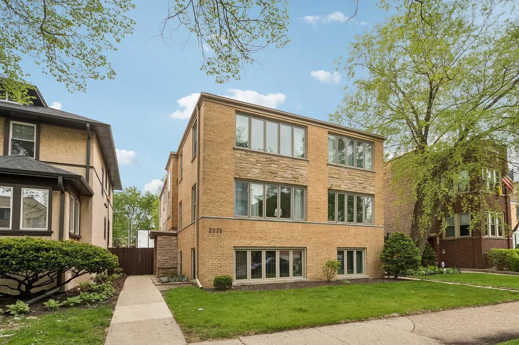 2225 West Touhy Avenue Chicago IL 60645