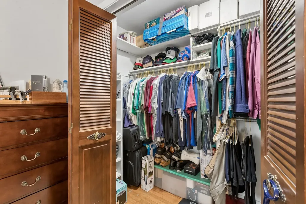 2225 West Touhy Avenue Chicago IL 60645