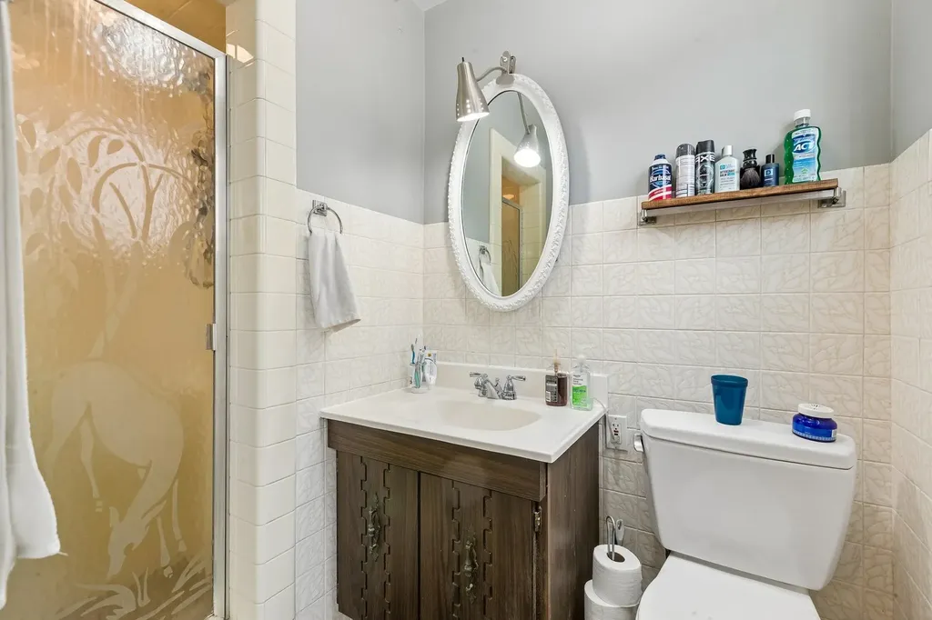 2225 West Touhy Avenue Chicago IL 60645