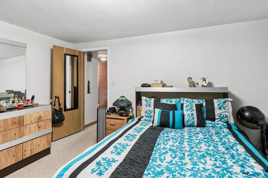 2225 West Touhy Avenue Chicago IL 60645
