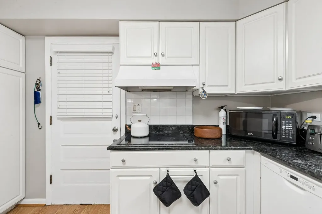 2225 West Touhy Avenue Chicago IL 60645