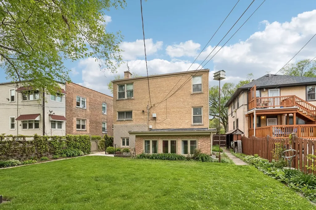 2225 West Touhy Avenue Chicago IL 60645