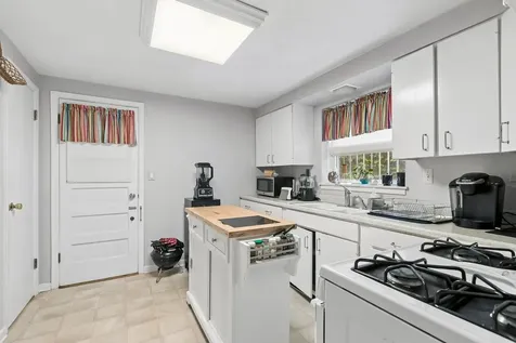 2225 West Touhy Avenue Chicago IL 60645