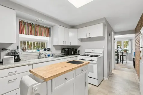2225 West Touhy Avenue Chicago IL 60645