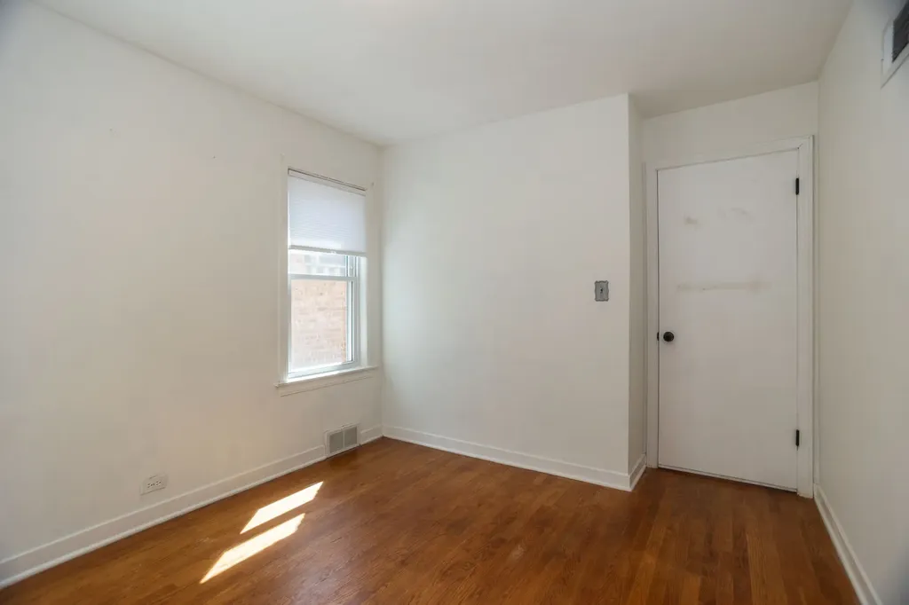 3924 North Oconto Avenue Chicago IL 60634