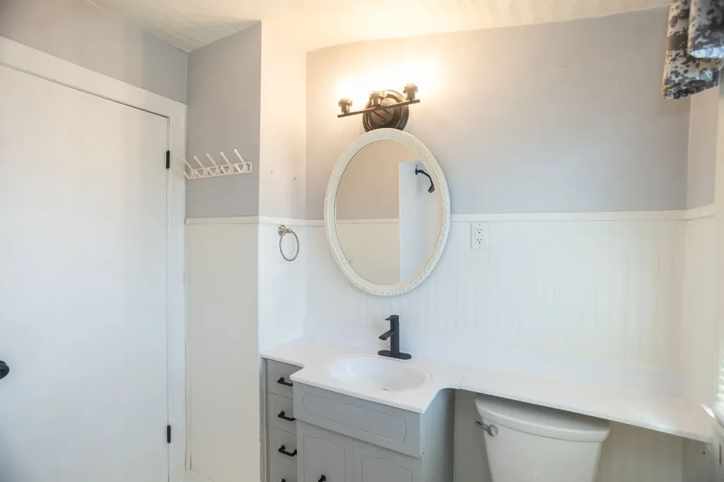 3924 North Oconto Avenue Chicago IL 60634