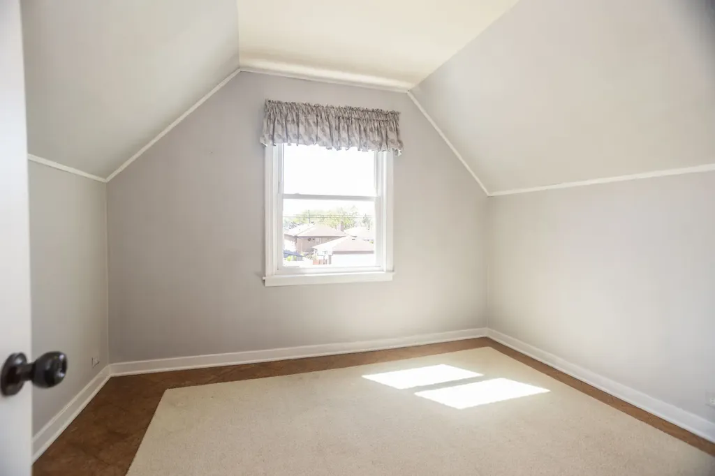 3924 North Oconto Avenue Chicago IL 60634