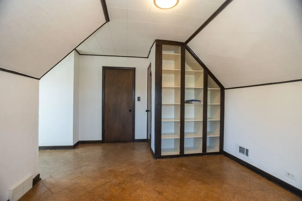 3924 North Oconto Avenue Chicago IL 60634