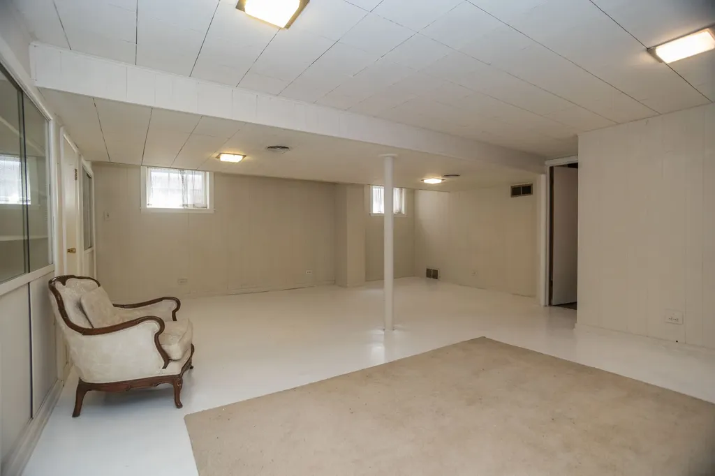 3924 North Oconto Avenue Chicago IL 60634