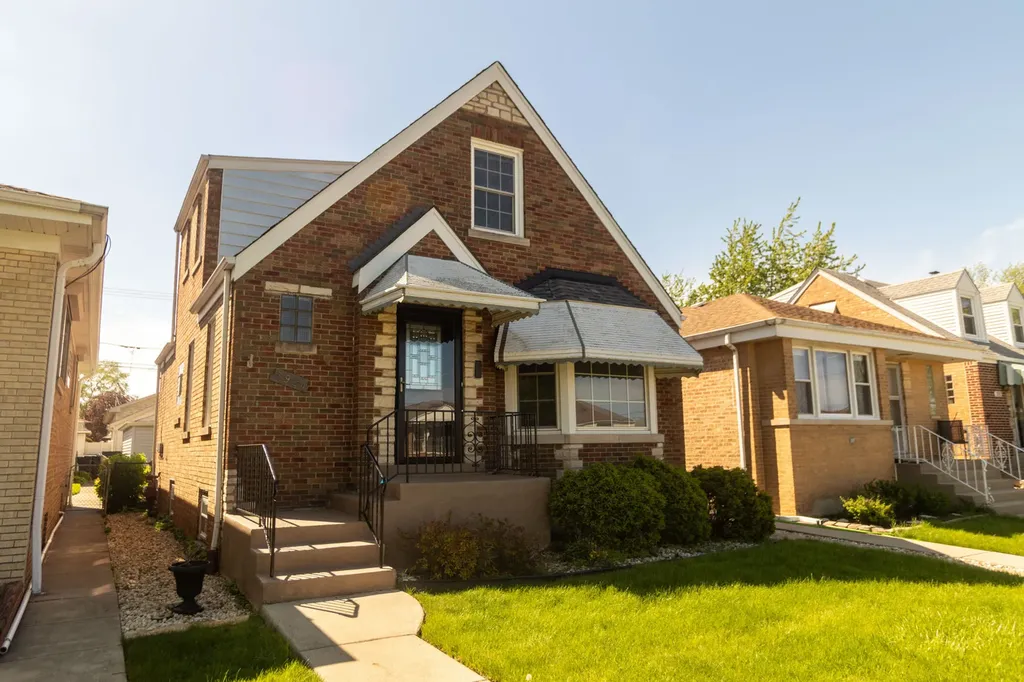 3924 North Oconto Avenue Chicago IL 60634