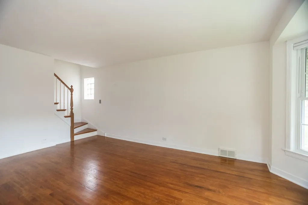 3924 North Oconto Avenue Chicago IL 60634