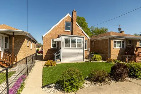 3924 North Oconto Avenue Chicago IL 60634