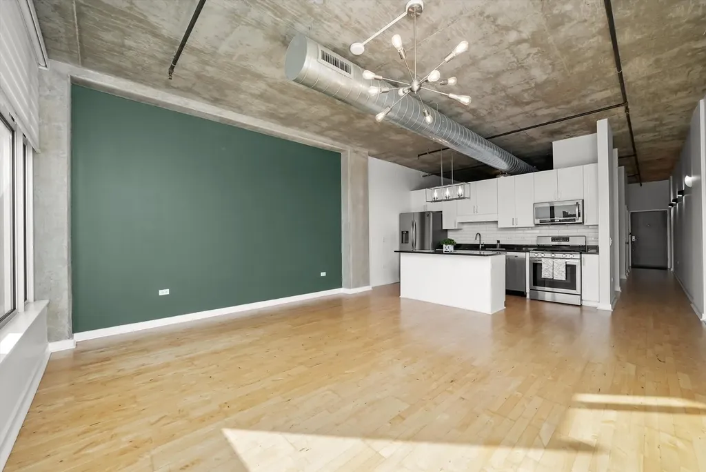 50 East 16th Street Chicago IL 60616