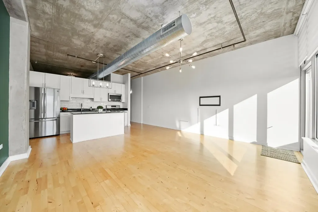 50 East 16th Street Chicago IL 60616