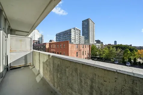 50 East 16th Street Chicago IL 60616