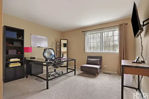 703 Owl Creek Lane Gurnee IL 60031