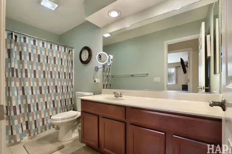 703 Owl Creek Lane Gurnee IL 60031
