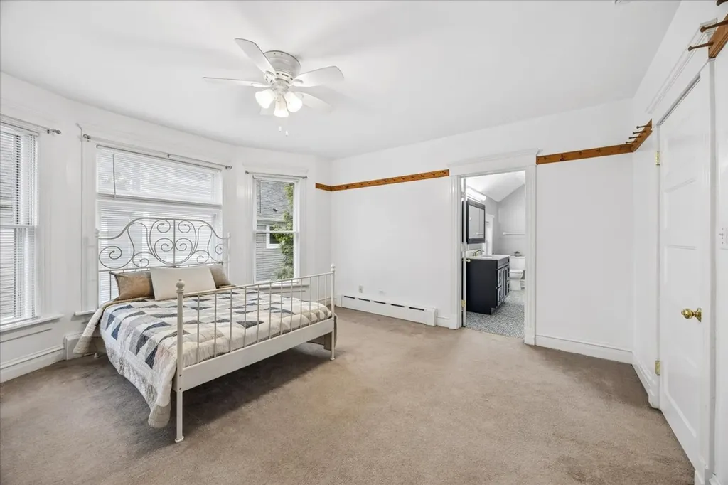 6046 North Nickerson Avenue Chicago IL 60631
