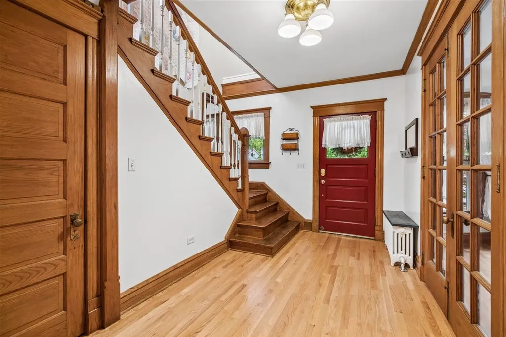 6046 North Nickerson Avenue Chicago IL 60631
