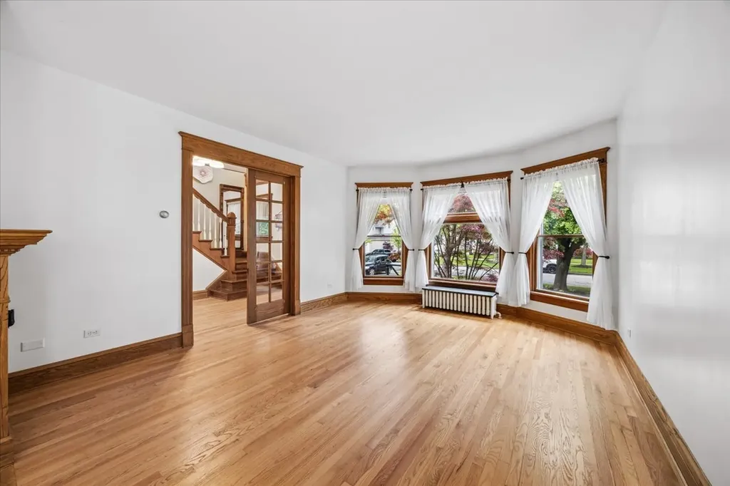 6046 North Nickerson Avenue Chicago IL 60631