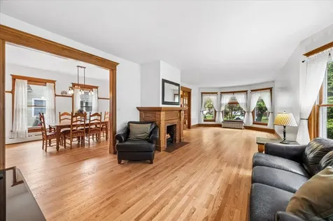 6046 North Nickerson Avenue Chicago IL 60631