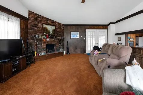 1622 Chicago Street Dixon IL 61021
