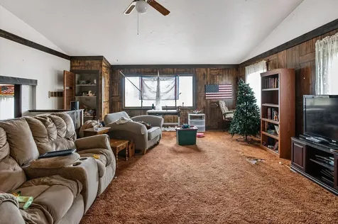 1622 Chicago Street Dixon IL 61021