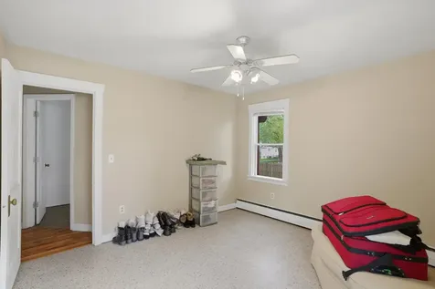 612 Oak Street Woodstock IL 60098