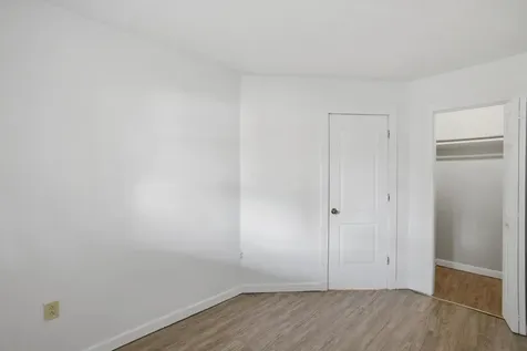 612 Oak Street Woodstock IL 60098