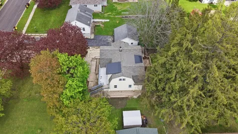 612 Oak Street Woodstock IL 60098