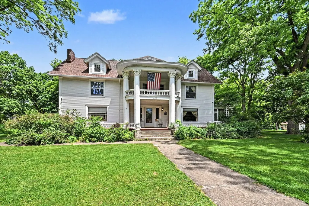 401 East Prairie Street Odell IL 60460