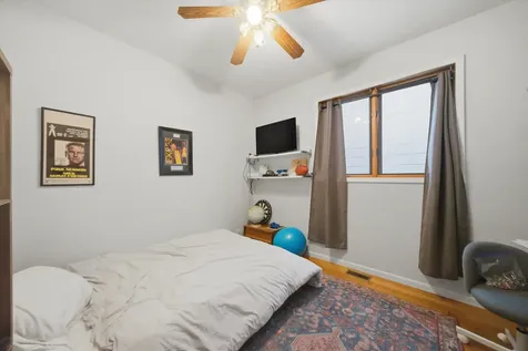 2416 West Thomas Street Chicago IL 60622