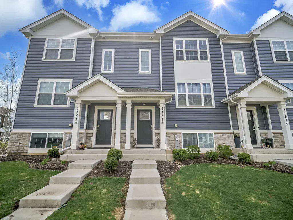 2151 Sassafras Way Wonder Lake IL 60097