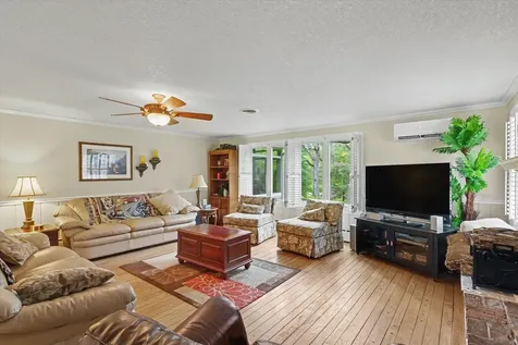 401 Turkey Farm Road Mahomet IL 61853