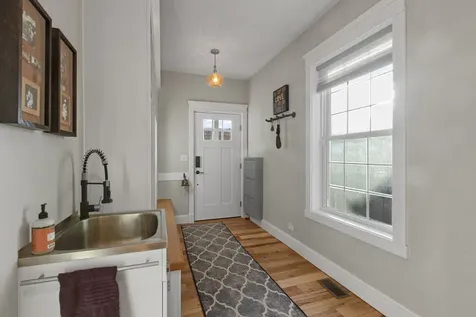 205 West Cook Avenue Libertyville IL 60048