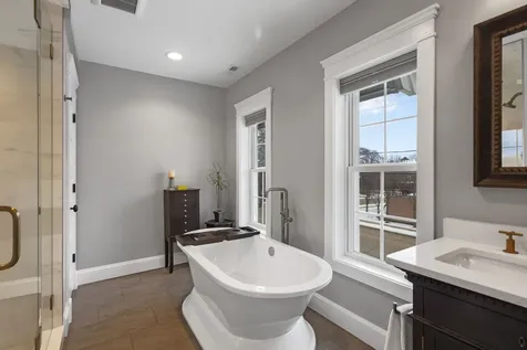 205 West Cook Avenue Libertyville IL 60048