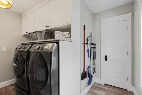 205 West Cook Avenue Libertyville IL 60048