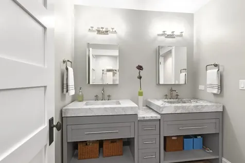 205 West Cook Avenue Libertyville IL 60048