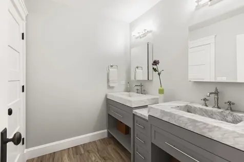 205 West Cook Avenue Libertyville IL 60048