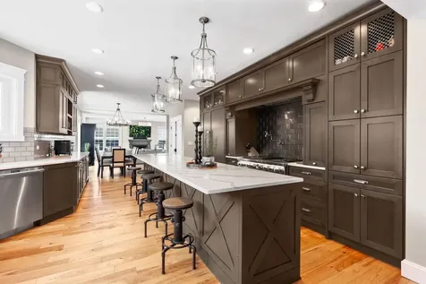 205 West Cook Avenue Libertyville IL 60048