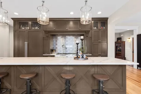 205 West Cook Avenue Libertyville IL 60048