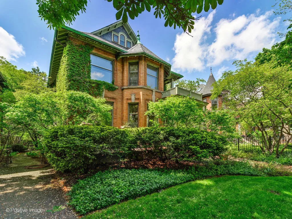 2330 North Kedzie Boulevard Chicago IL 60647