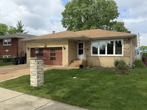 8908 Ozark Avenue Morton Grove IL 60053