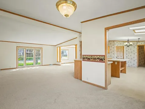 8438 Hickory Tree Drive Machesney Park IL 61115