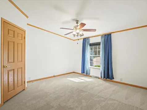 8438 Hickory Tree Drive Machesney Park IL 61115