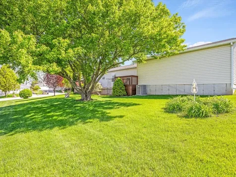 8438 Hickory Tree Drive Machesney Park IL 61115