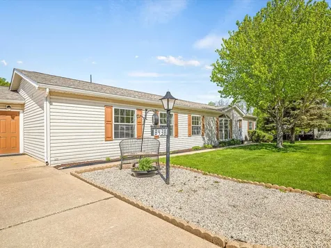 8438 Hickory Tree Drive Machesney Park IL 61115