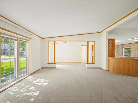 8438 Hickory Tree Drive Machesney Park IL 61115