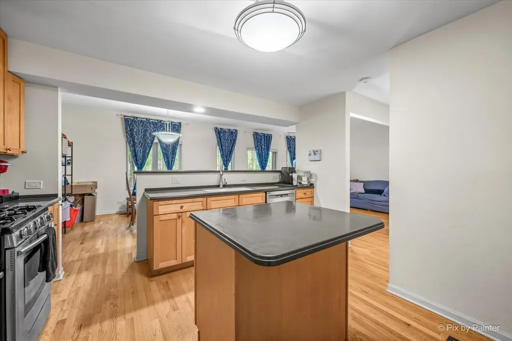 3822 Ashley Court Rolling Meadows IL 60008