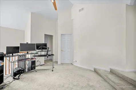 3822 Ashley Court Rolling Meadows IL 60008